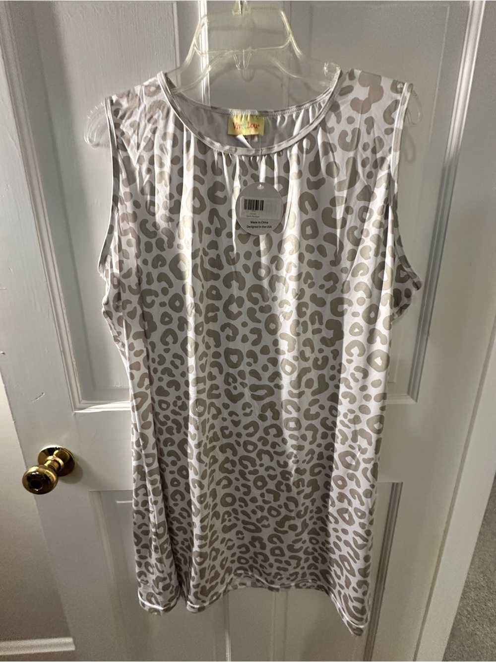 Viv & Lou Sleeveless Taupe Leopard Print Shift Dress